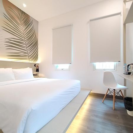 ג'קרטה True Blue Hotel Menteng מראה חיצוני תמונה