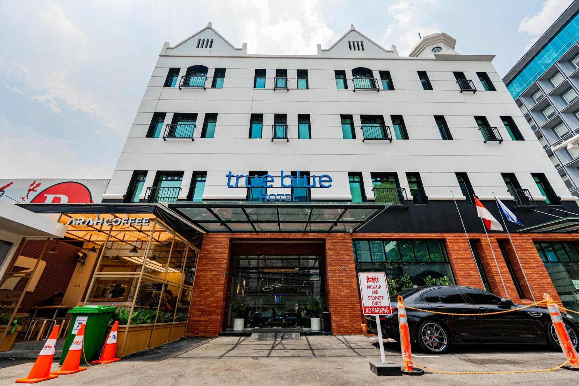 ג'קרטה True Blue Hotel Menteng מראה חיצוני תמונה