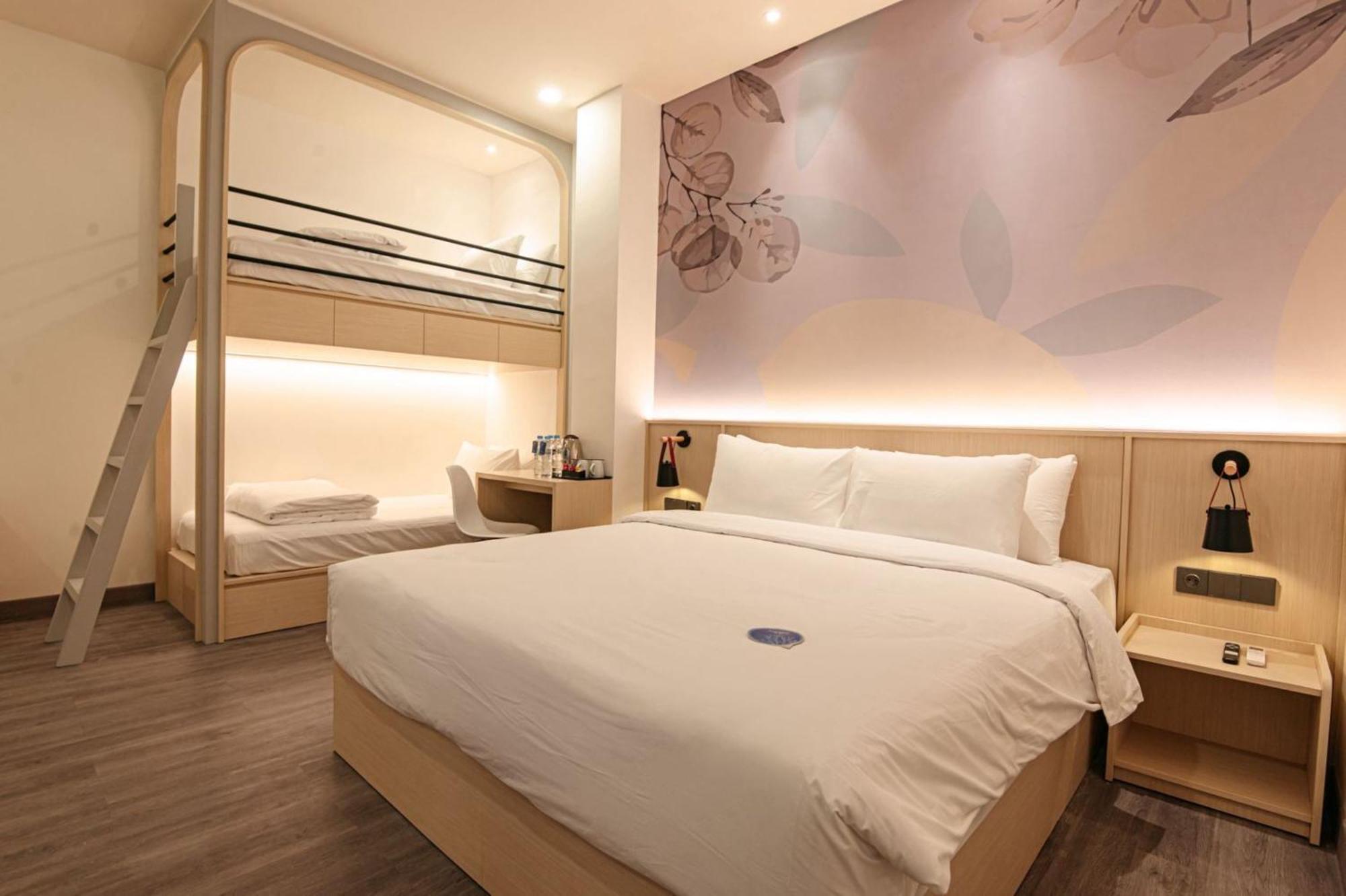 ג'קרטה True Blue Hotel Menteng מראה חיצוני תמונה
