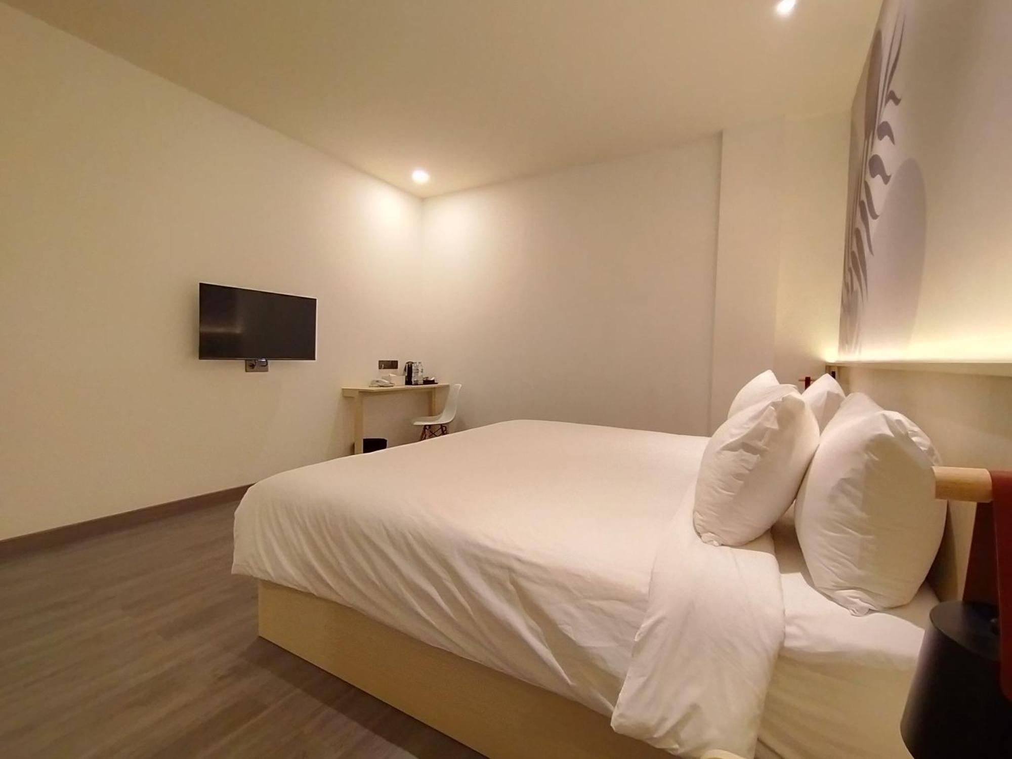 ג'קרטה True Blue Hotel Menteng מראה חיצוני תמונה