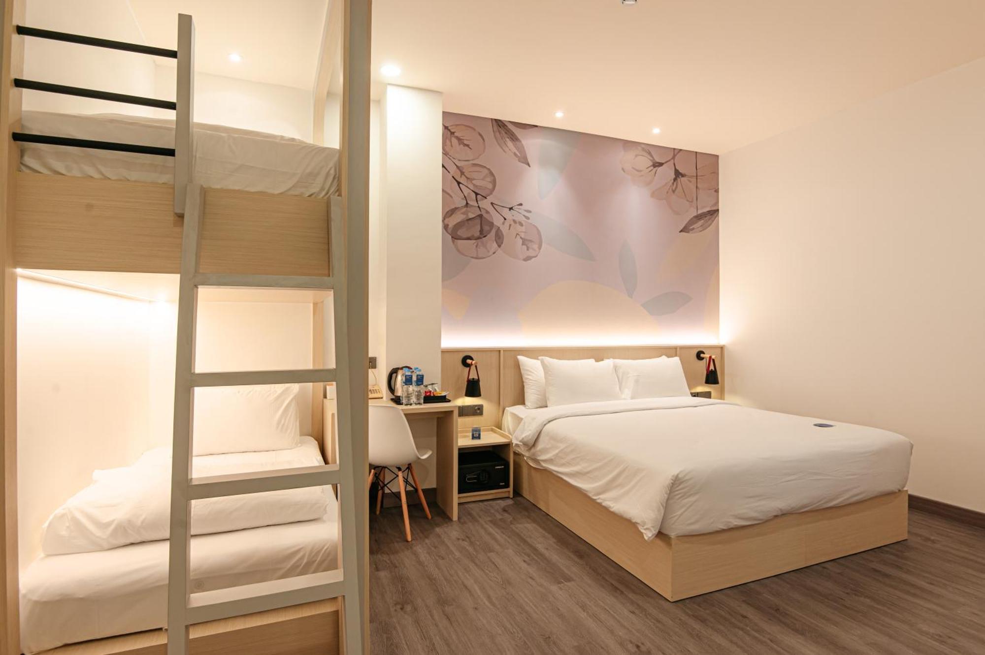 ג'קרטה True Blue Hotel Menteng מראה חיצוני תמונה